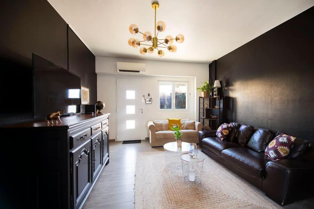 Jolie Maison Sur Orleans, Parking & Climatisation 外观 照片