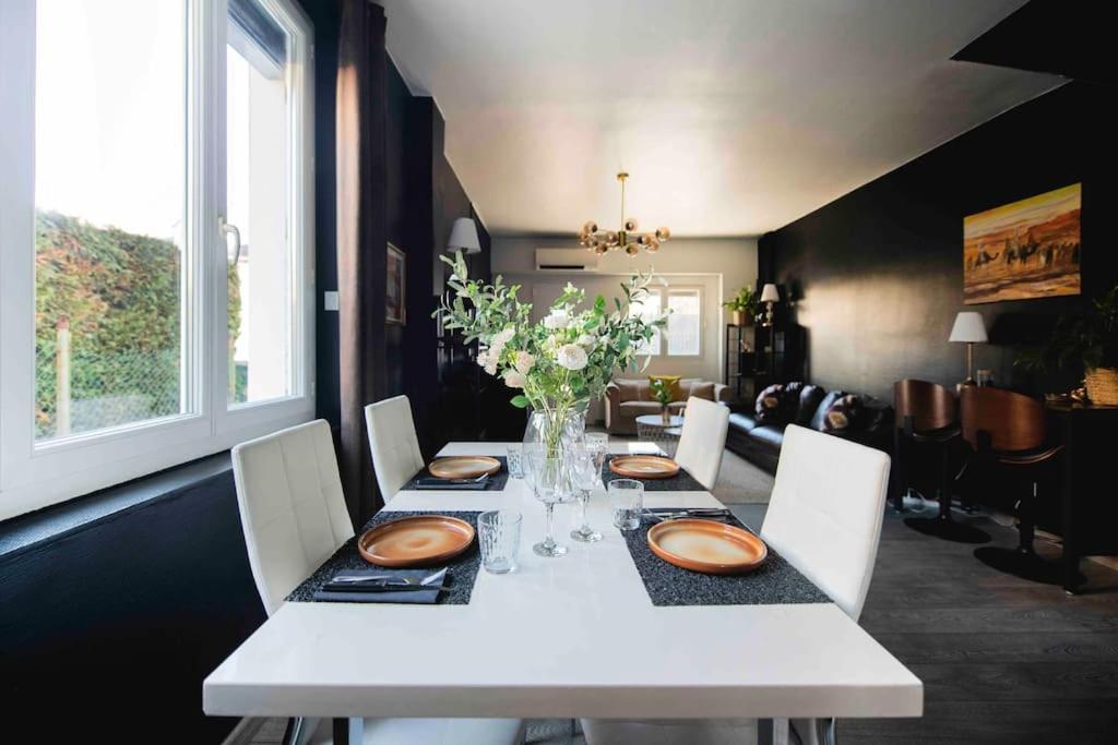 Jolie Maison Sur Orleans, Parking & Climatisation 外观 照片
